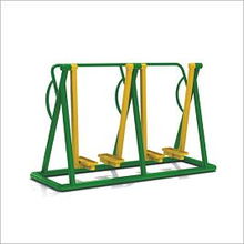 器材007 專注戶外健身器材與漫步機生產的五金器材供應商